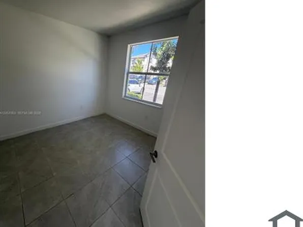 12359 NW 23rd Ct, Miami, FL 33167