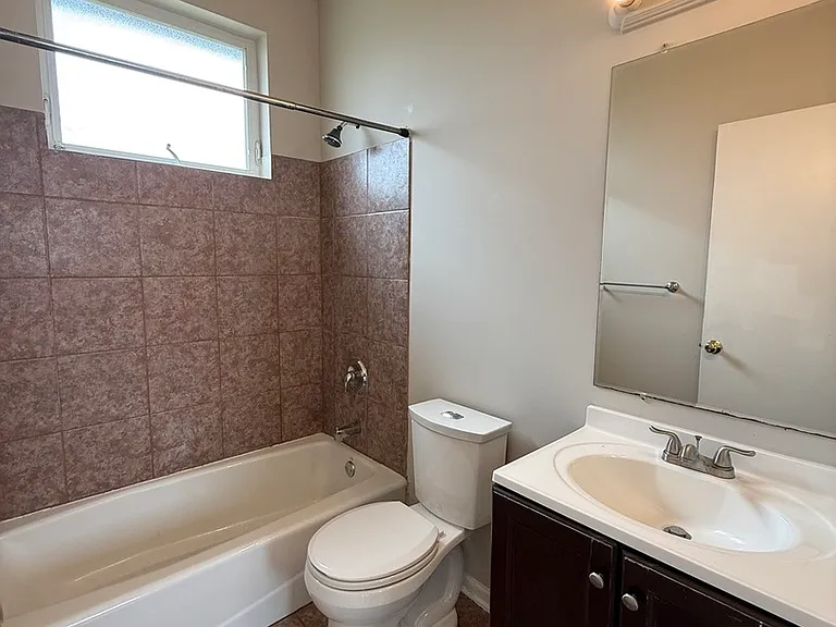 7952 S Carpenter St #3 — Photo 7