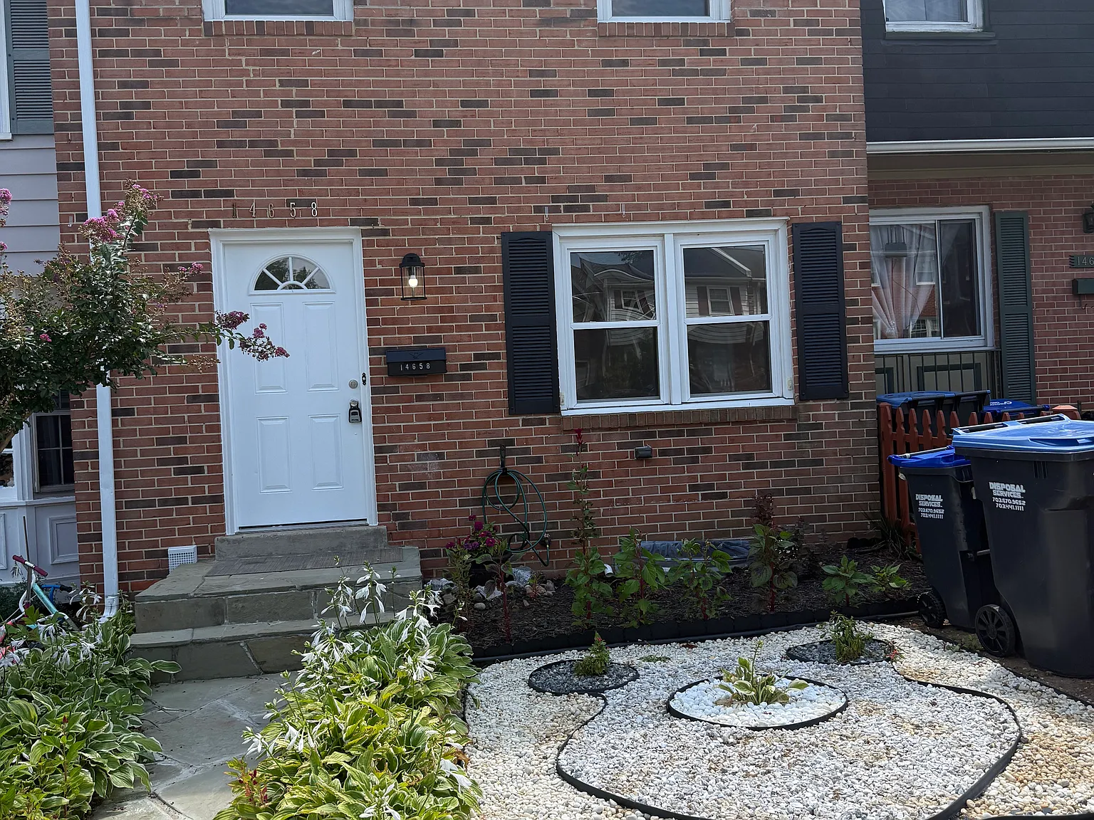 4 bed, 1908 sqft, $2,600 — Photo 1