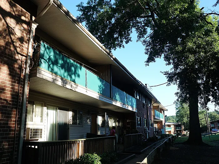 Parkview Gardens Apartments — Photo 9
