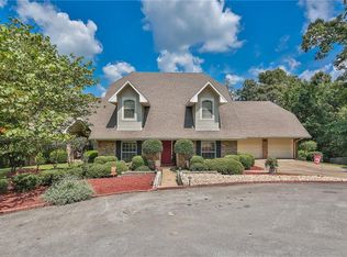 102 S Sarah Ln, Rogers, AR 72756
