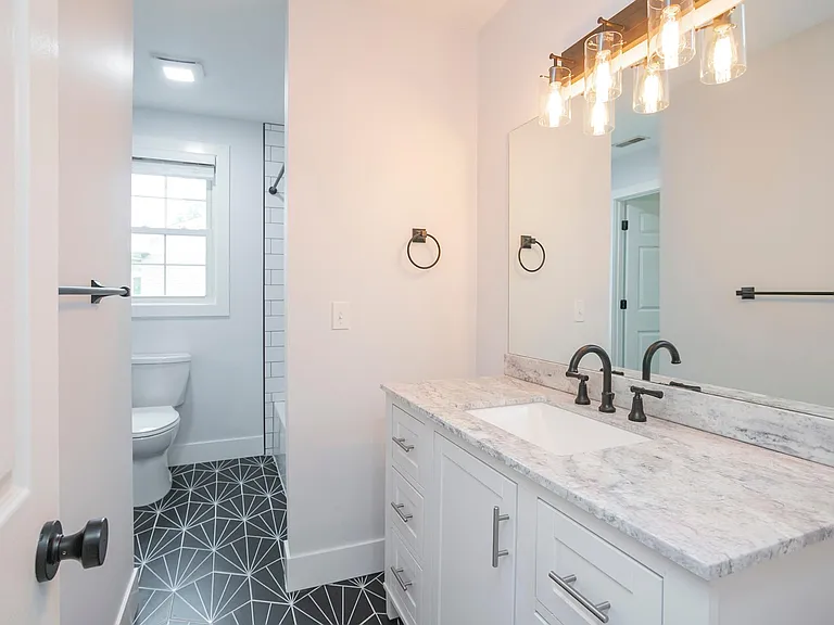 108 Aloha Ct — Photo 12
