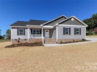 109 Brady Circle Rd, Statesville, NC 28625