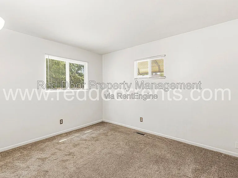 5361 E Burgess Ave — Photo 16