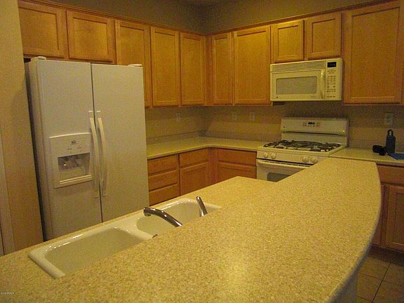 3rd image of 41219 N Prestancia Dr