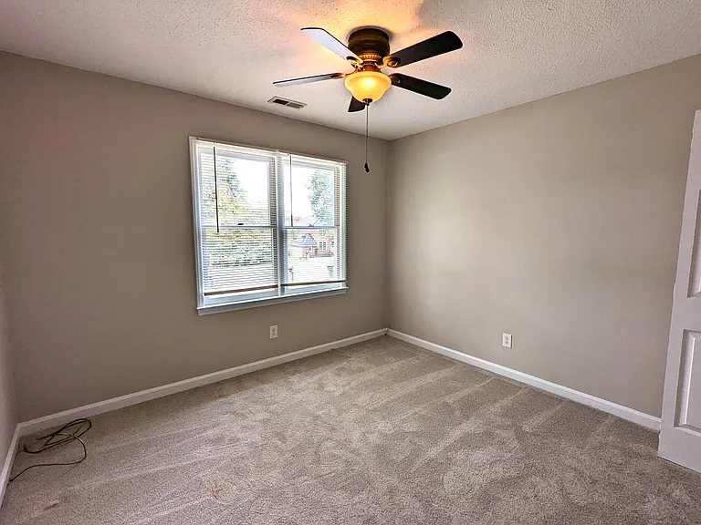 4940 Harbour Towne Dr — Photo 8
