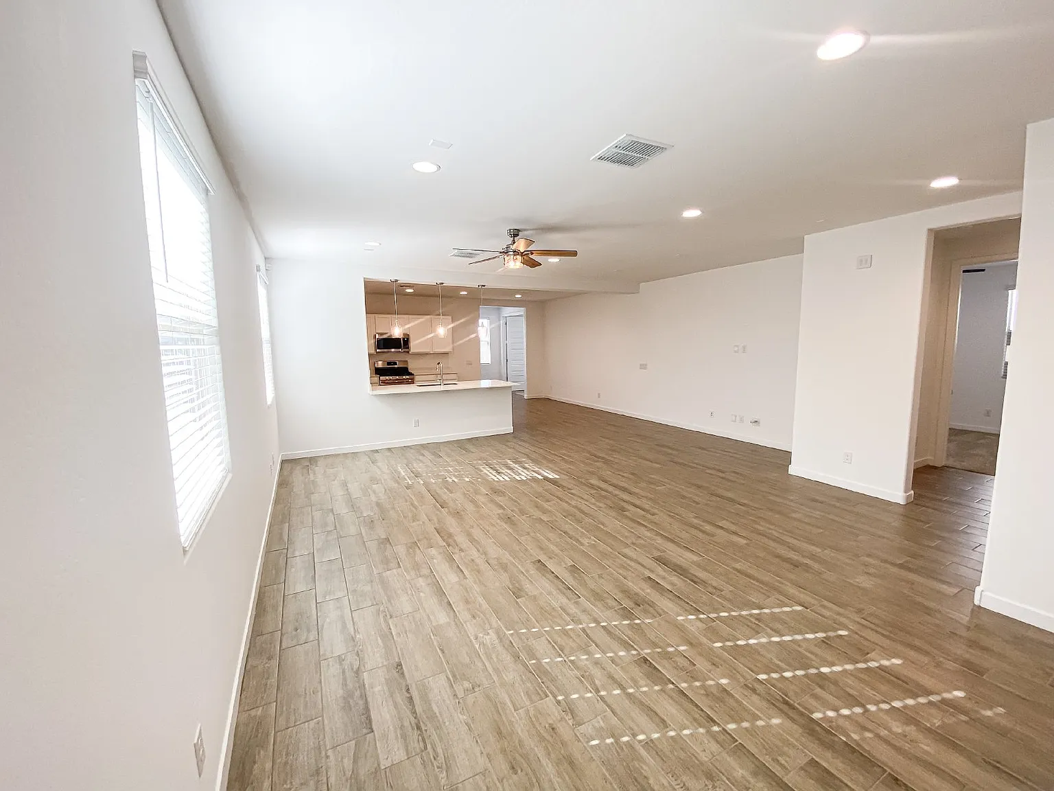 3534 E Dakota Dr — Photo 2