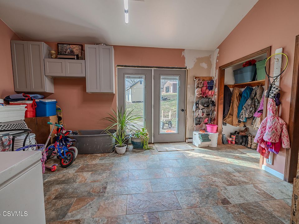 28th image of this home