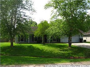 2nd image of 17752 Macon Dr