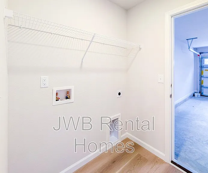 3627 McMillan Ave — Photo 11