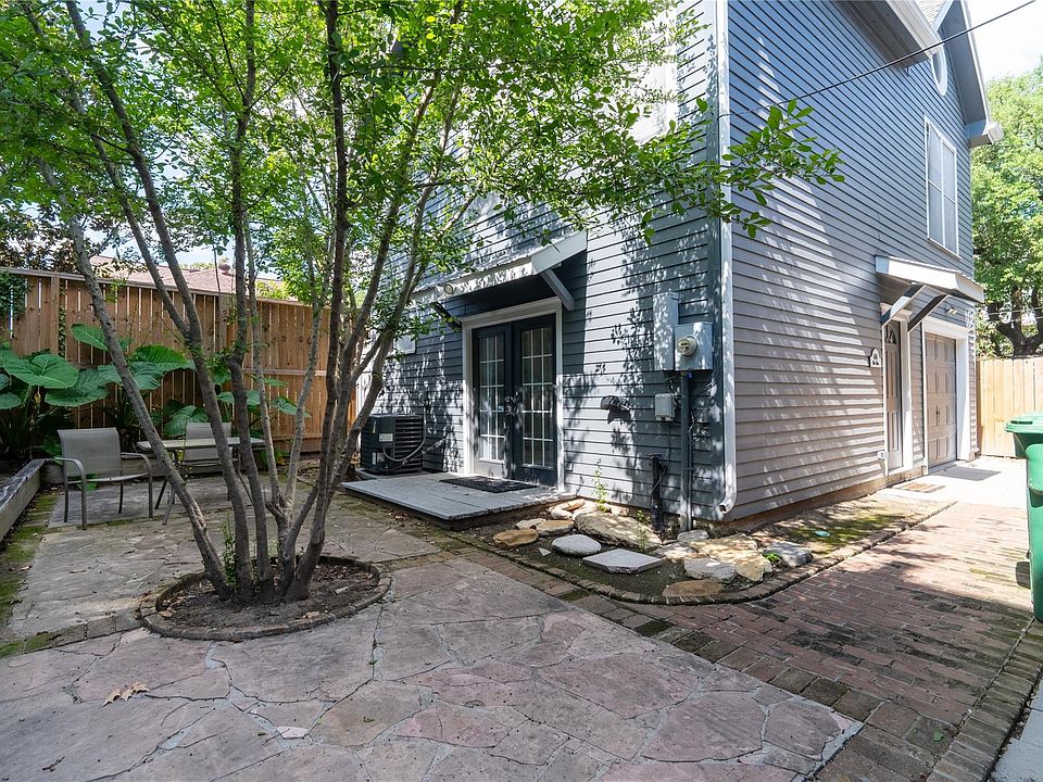 1st image of 604 W Drew St