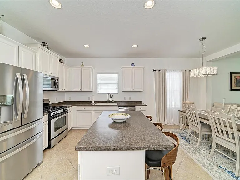 4650 Woodbrook Dr — Photo 10