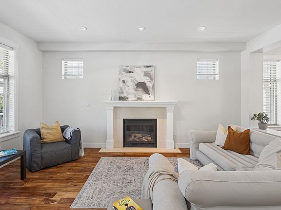 5th image of 9480 Waska St