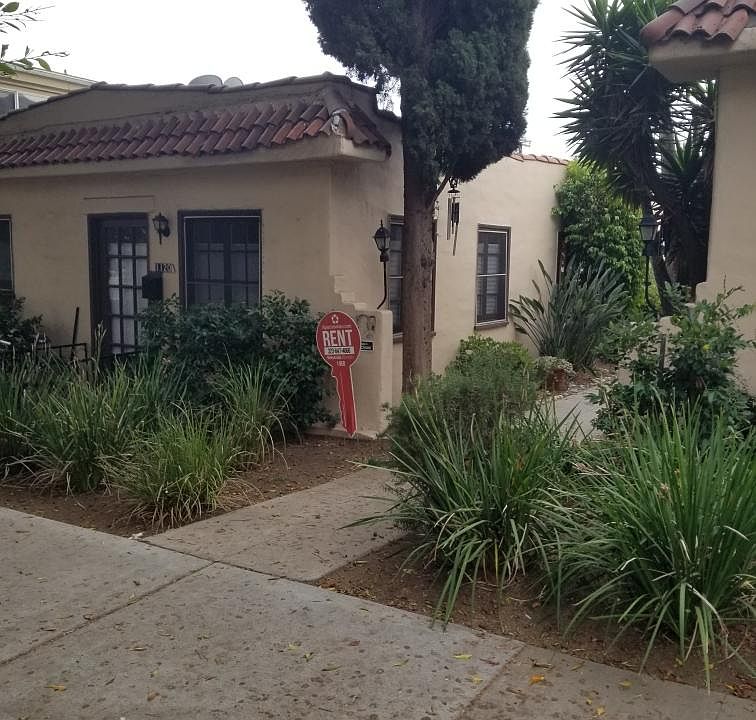 1st image of 1120 20th St #A