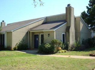620 Kings Mountain Dr, Longview, TX 75601