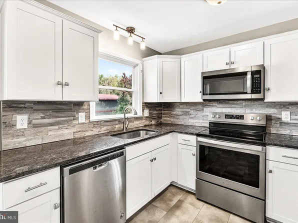 511 Rhode Island Ave, Hagerstown, MD 21740