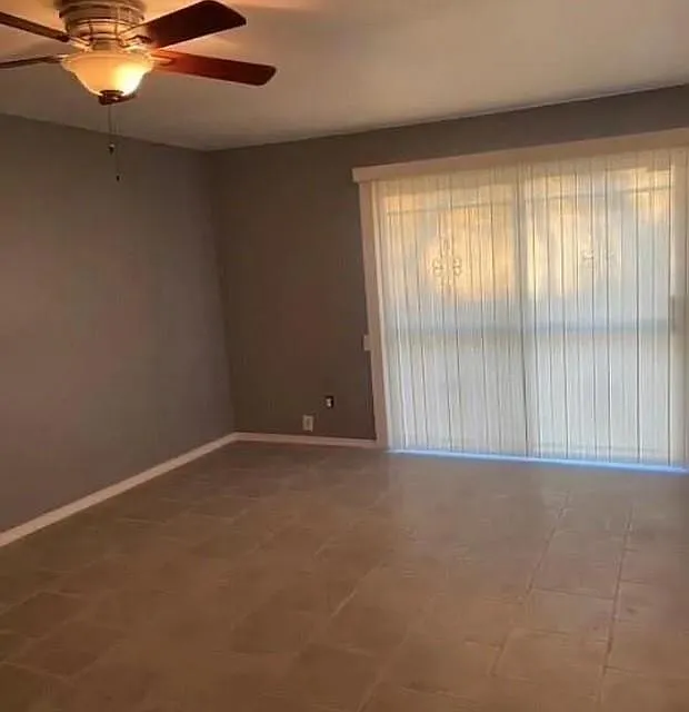 3 bed, 1101 sqft, $1,750 — Photo 3