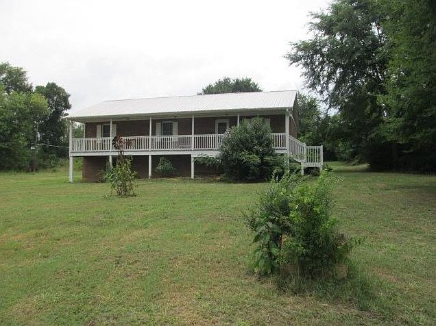 2nd image of 3353 Pine Log Rd