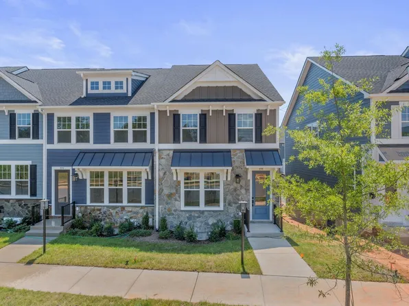 797 Park Ridge Dr, Crozet, VA 22932