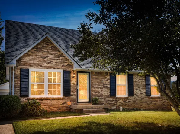 342 Bancroft Dr, Clarksville, TN 37042