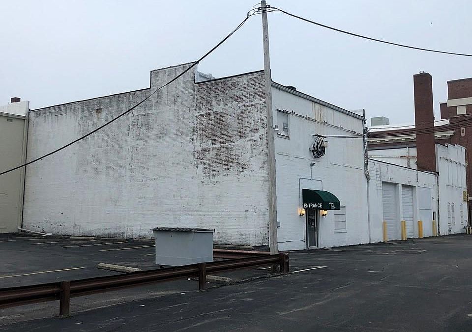 2nd image of 200 N Vermilion St