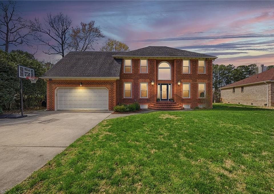 1st image of 504 Aguila Ct