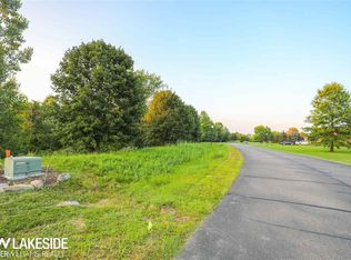 4463 Timber Ridge Dr, Romeo, MI 48065