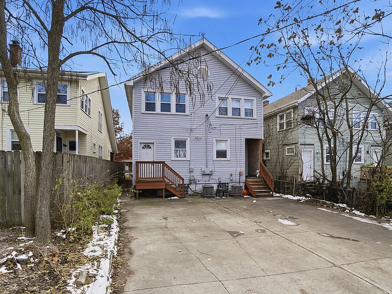 214 E Hudson St #212 — Photo 24