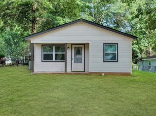 13 Hill Ln, Coldspring, TX 77331