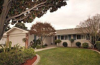 1st image of 853 Sweetbay Dr