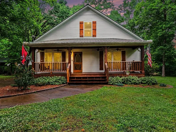 3510 Tobe Robertson Rd, Columbia, TN 38401