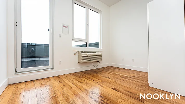 Rented by Nooklyn NYC LLC | media 22