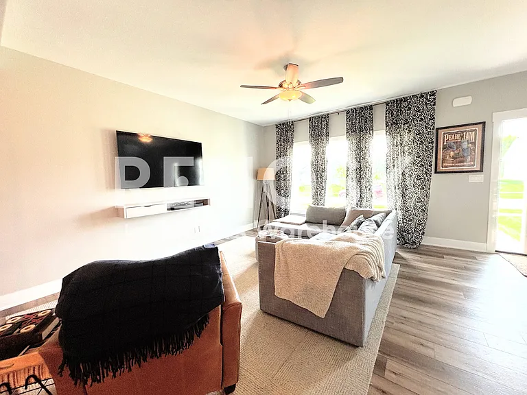 16643 Wilden Dr — Photo 12
