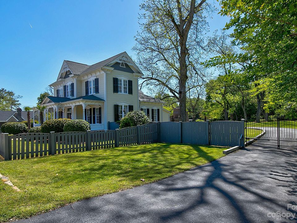 233 S Vanderhorst St, Winnsboro, SC 29180 Zillow