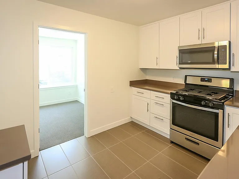 1580 E Sunnyside Ave — Photo 24