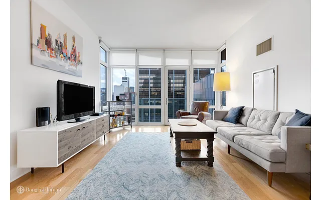 Rented by Douglas Elliman | media 5