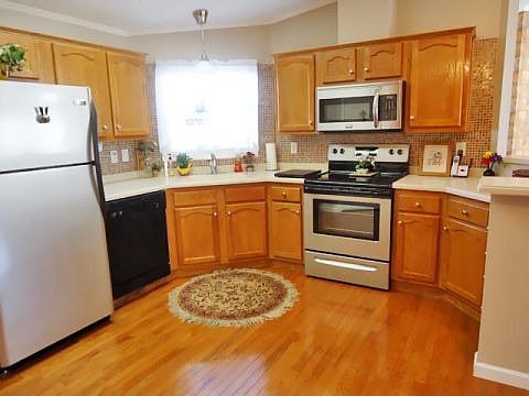4th image of this home
