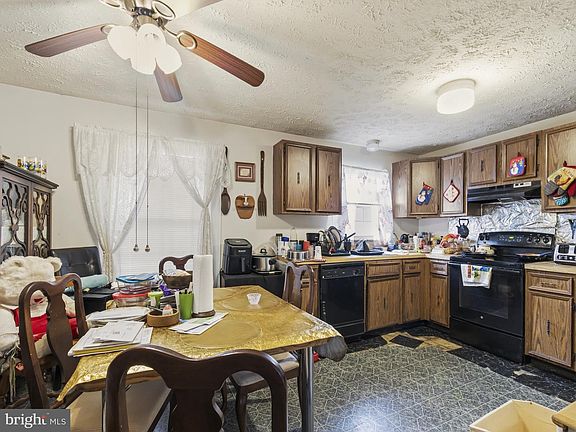 5th image of 2123 Fairchild Ct