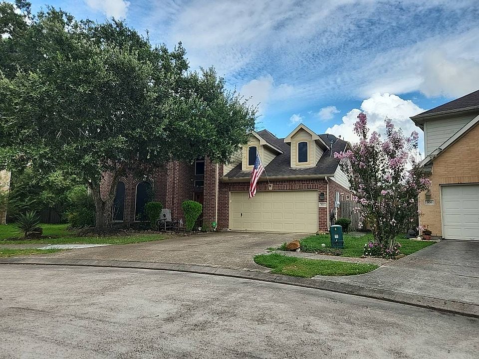 1st image of 502 Brays Ct
