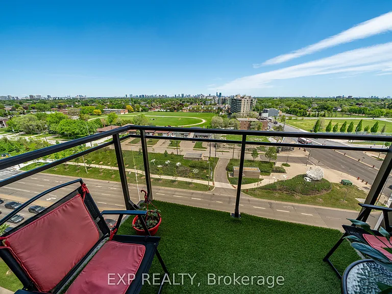 1060 Sheppard Ave W #1005 — Photo 16