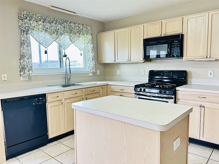 3112 Wild Turkey Ln — Photo 11