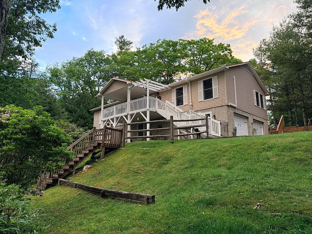9081 Pittmans Gap Rd - Property Image