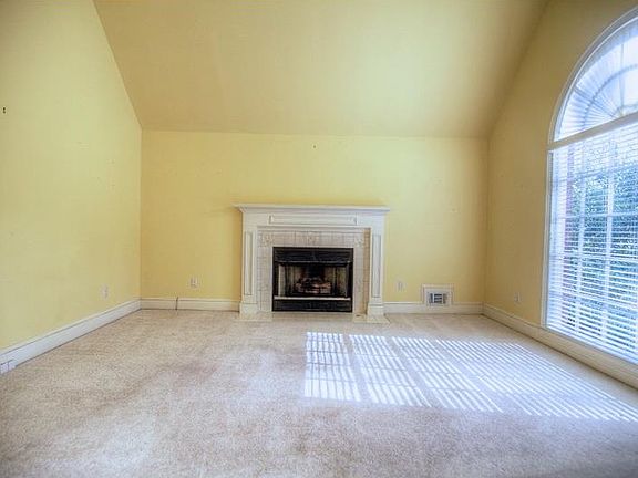 3rd image of 4519 Forest Peak Cir