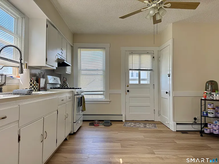 22 Edward St — Photo 7
