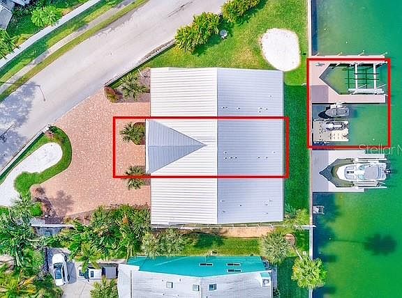 3rd image of 100 Windrush Blvd #2