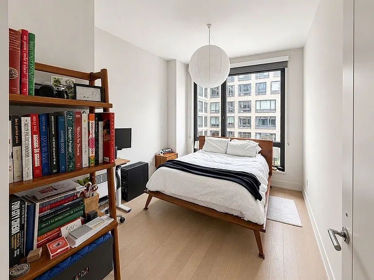 550 Vanderbilt Ave #407 — Photo 7