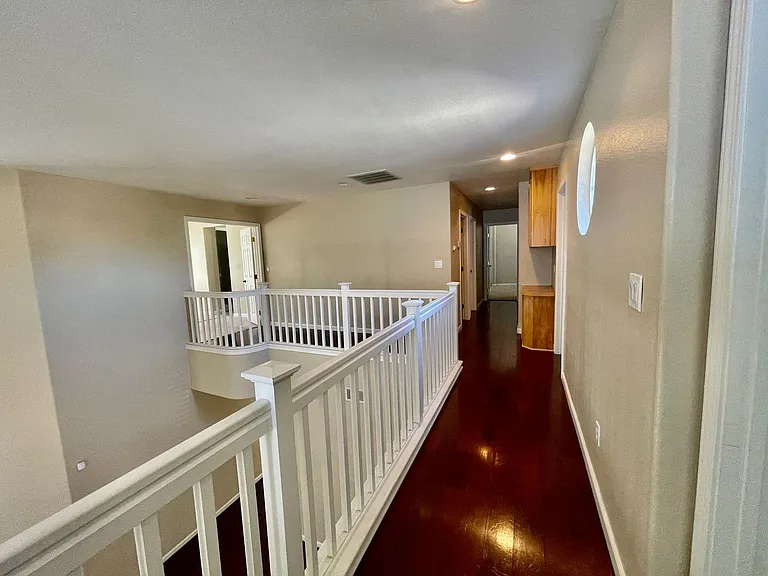 760 Cherry Tree Ct — Photo 9