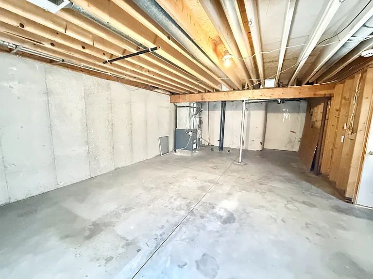 1637 Westbridge Dr #1 — Photo 15