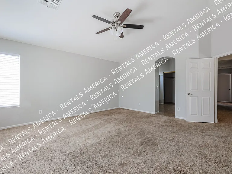 7441 W Fleetwood Ln — Photo 24
