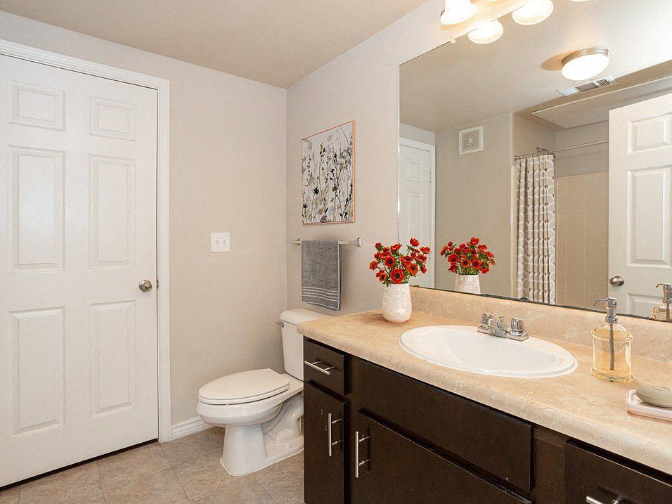 Modern Bathroom